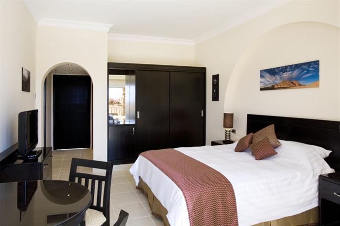Royal Oasis Resort 4*