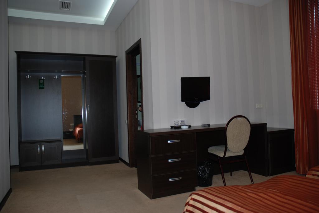D'Plaza Hotel 4*, фото 13