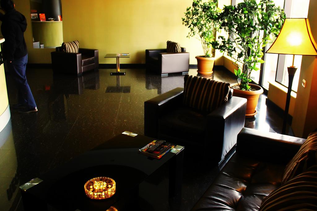 Shine Palace 3*