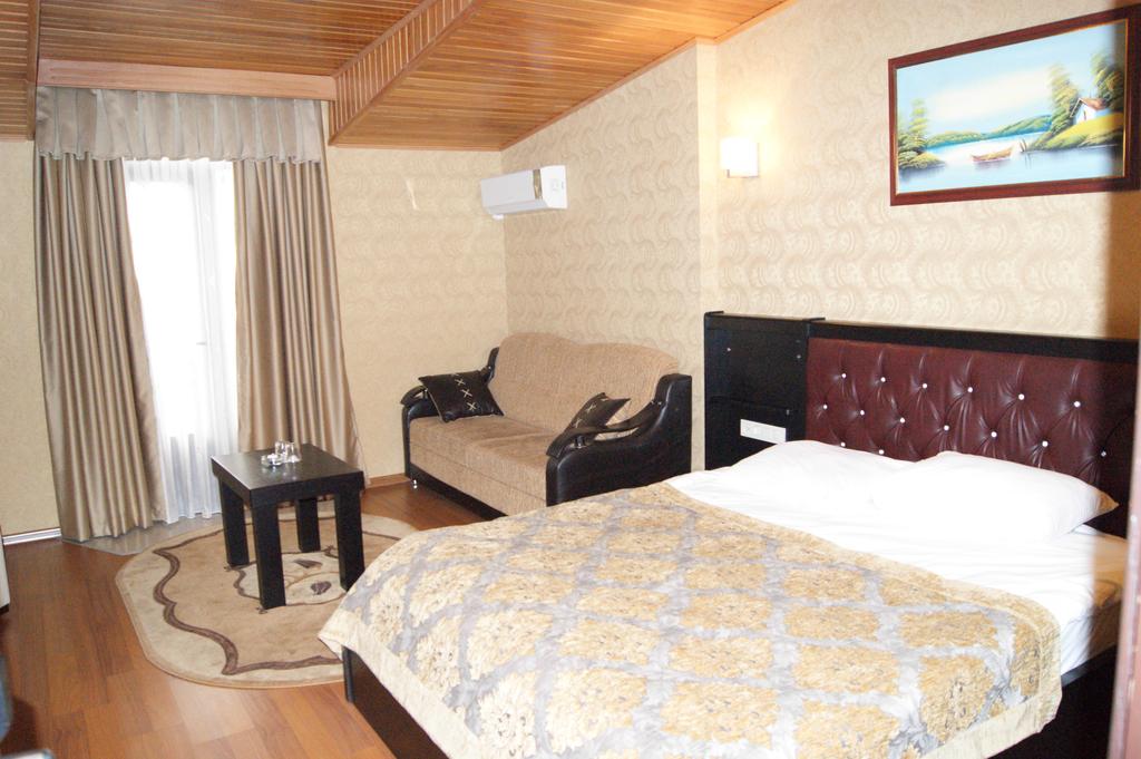 Premier Hotel Batumi 3*, фото 5