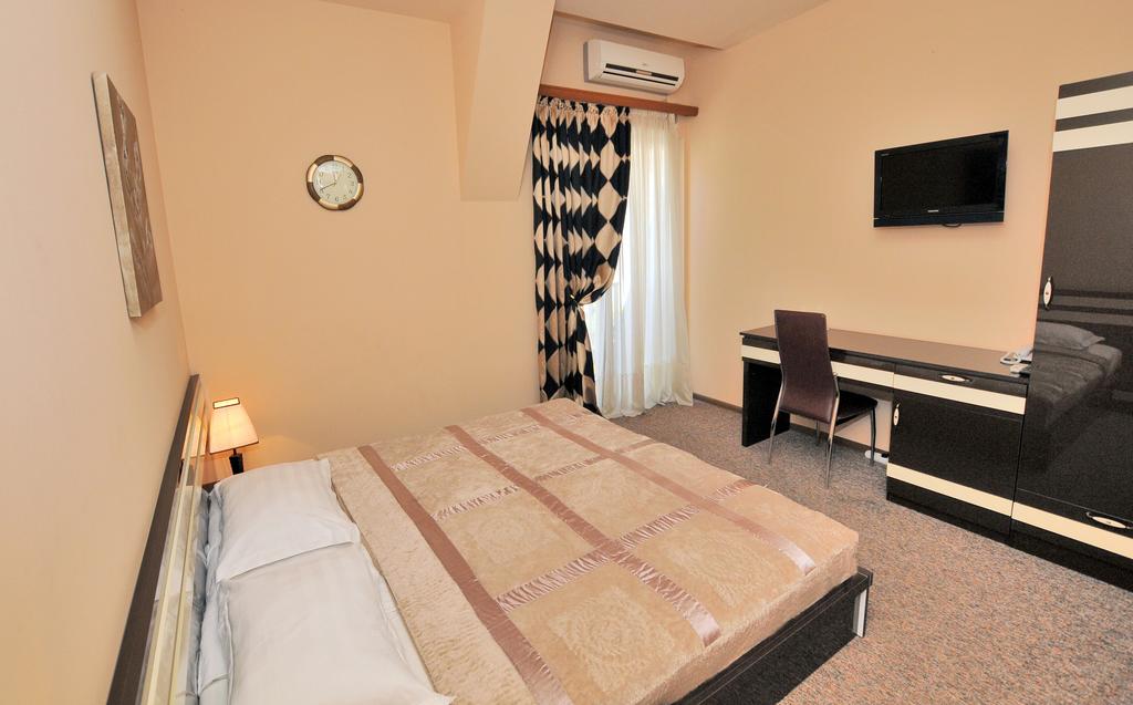 Diplomat Hotel Tbilisi 3*, фото 11