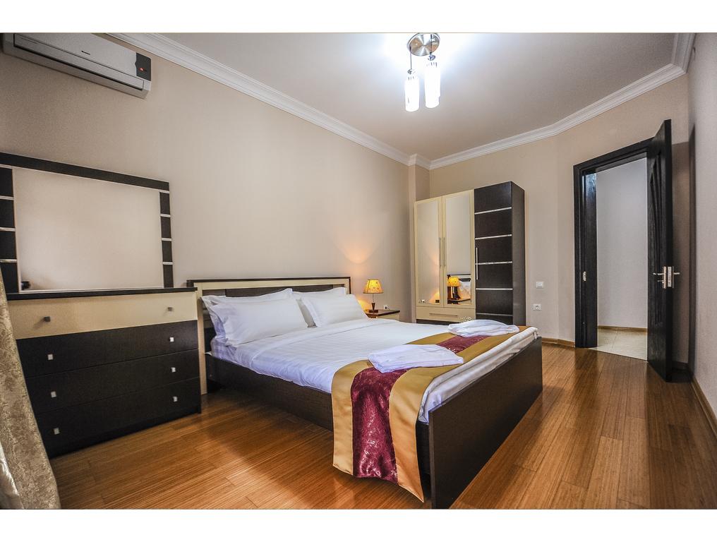Aisi Hotel 3*
