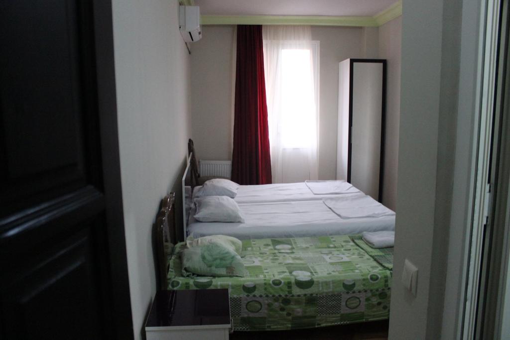 Lux Hotel Batumi 3*, фото 7