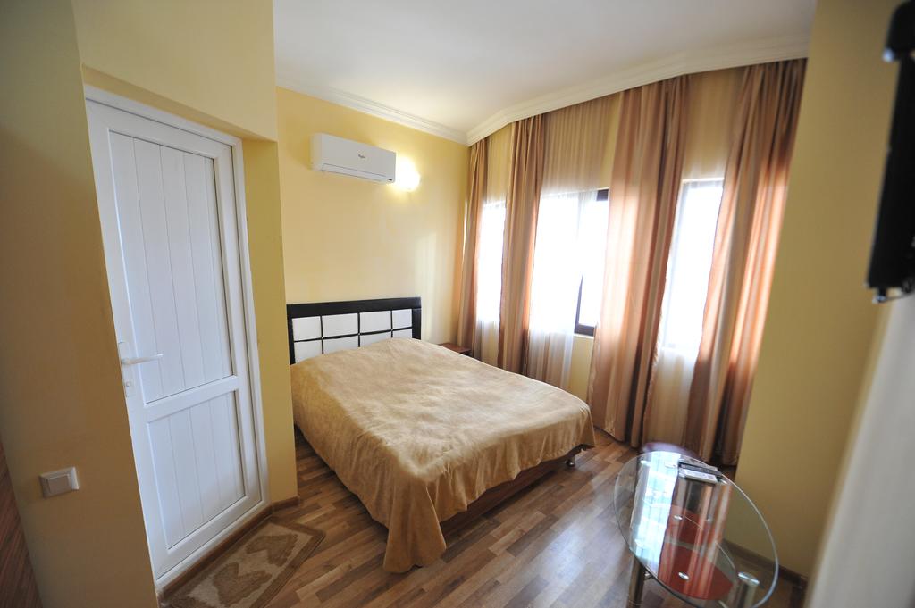 Dadiani Hotel 3*, фото 14