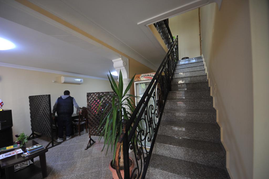 Dadiani Hotel 3*, фото 2
