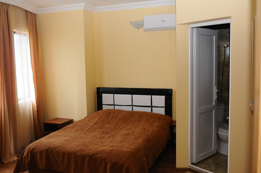 Dadiani Hotel 3*, фото 8