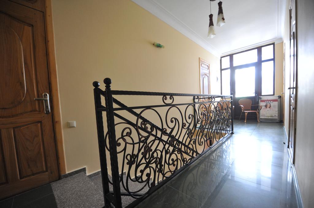 Dadiani Hotel 3*