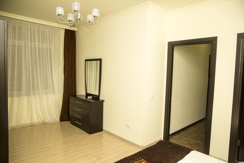 Batumi Plaza 3*, фото 3