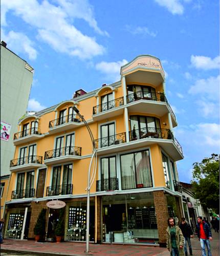 Eiffel Hotel 3*