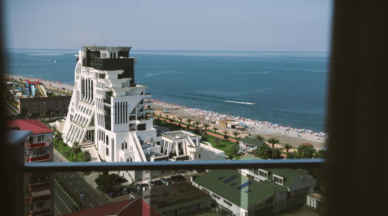 Silk Road Sea Towers Batumi, фото 7