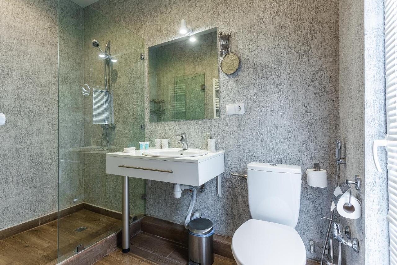 Good Inn Hotel 3*