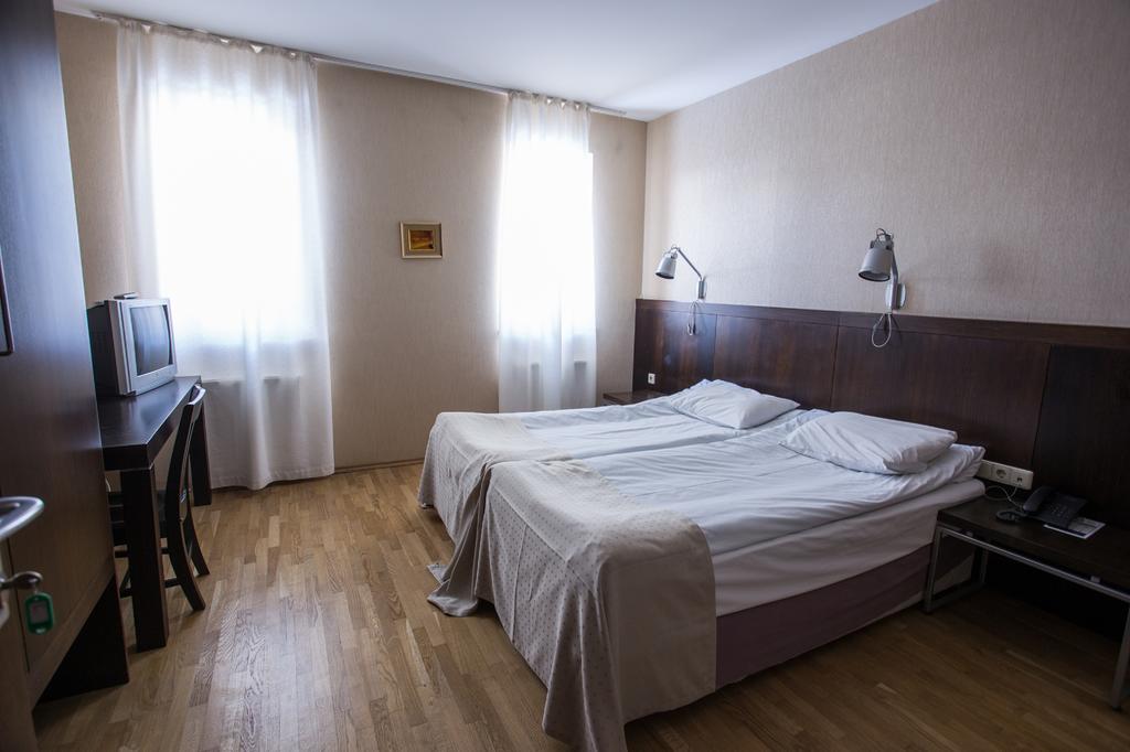 Truso Hotel 3*