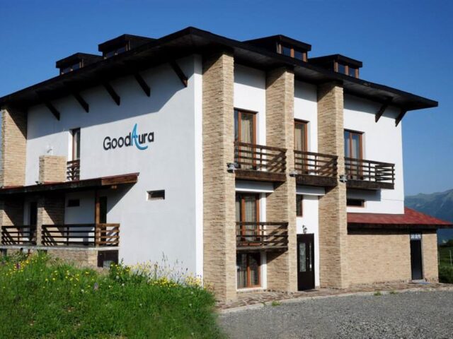 Good Aura Hotel
