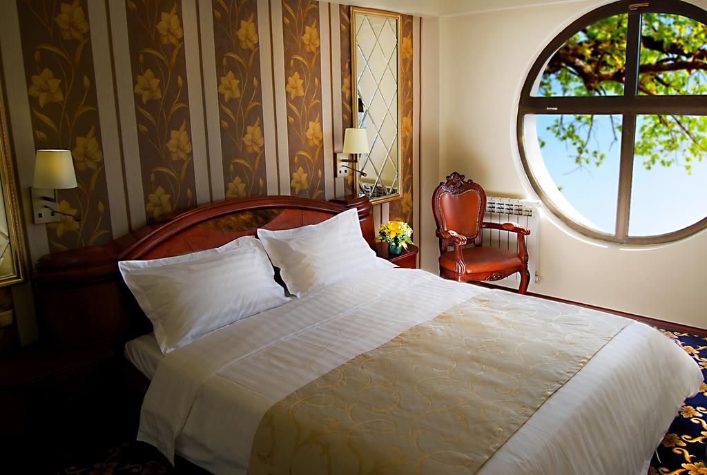 Cron Palace Tbilisi Hotel 4*, фото 14