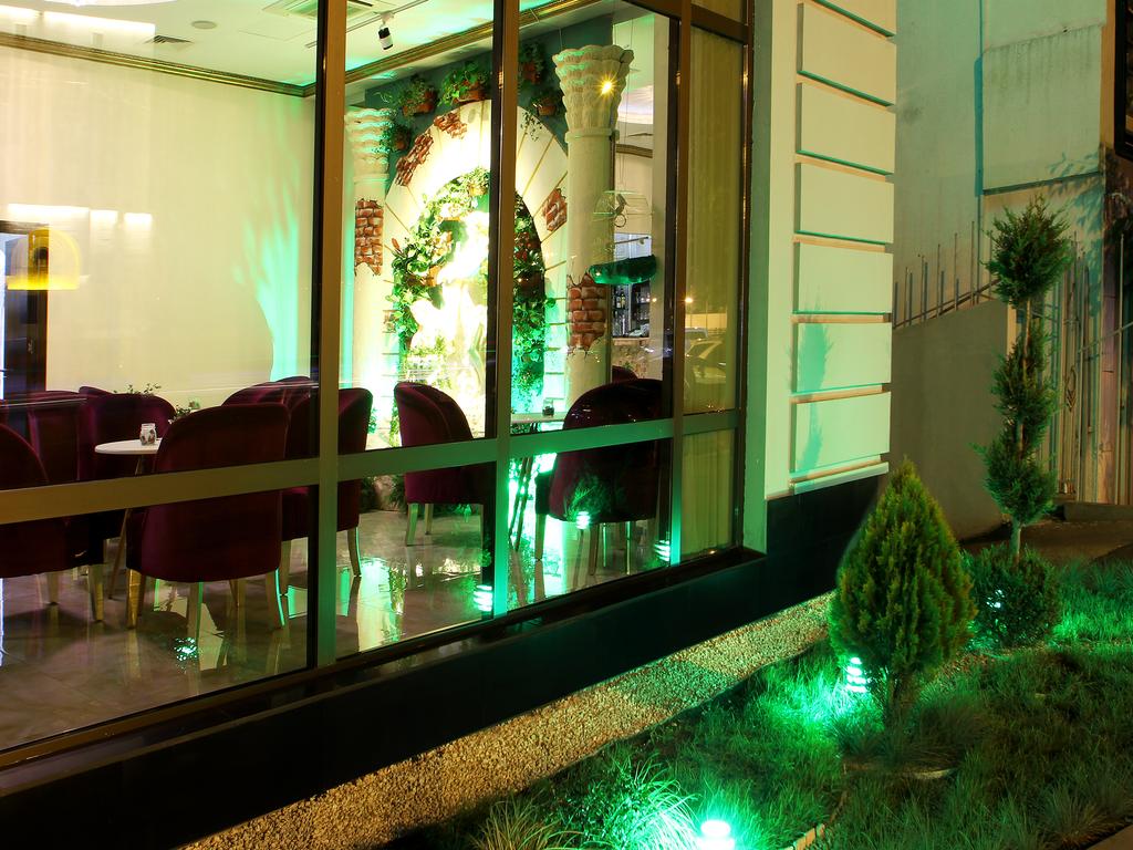 Cron Palace Tbilisi Hotel 4*