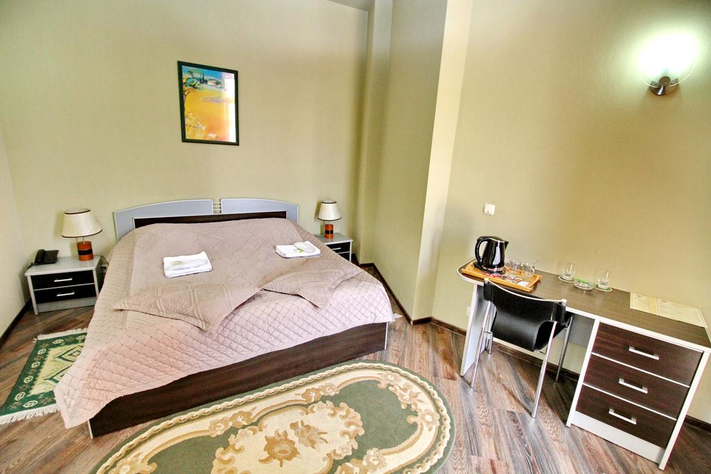 Irmeni Hotel 3*