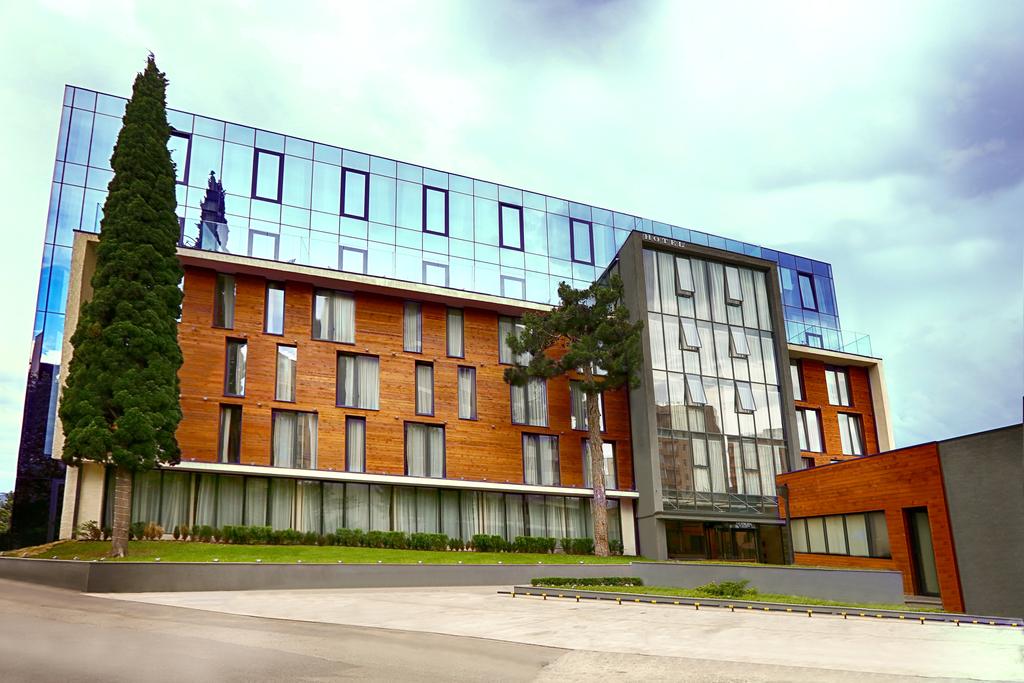 Iveria Inn Hotel 4*