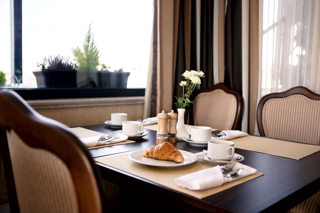 Laerton Hotel 4*