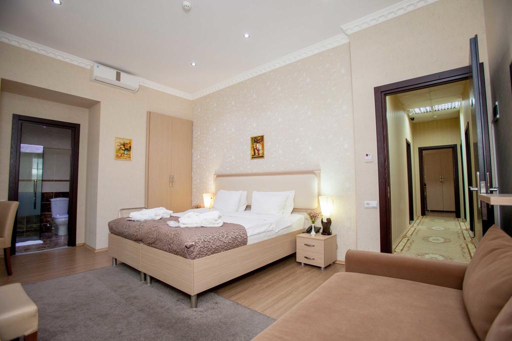Rustaveli Palace 4*