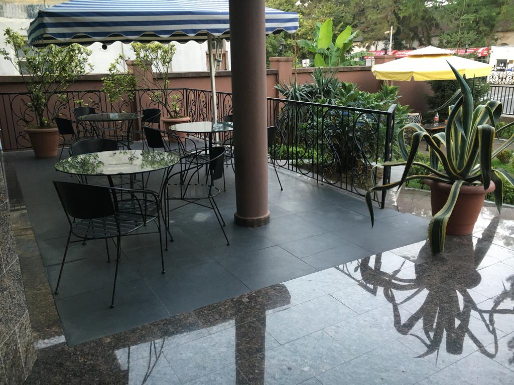 Hotel Condori 4*