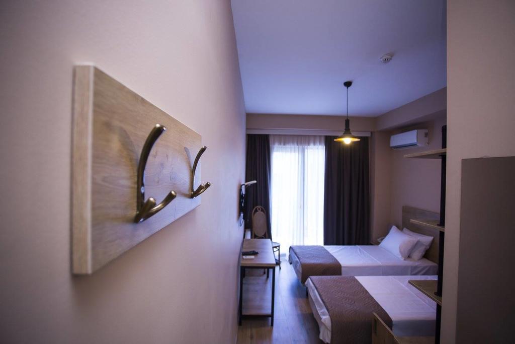 Hotel N16 Batumi 3*, фото 4