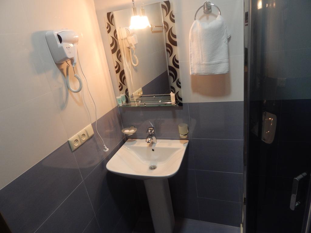 Belugo 4*