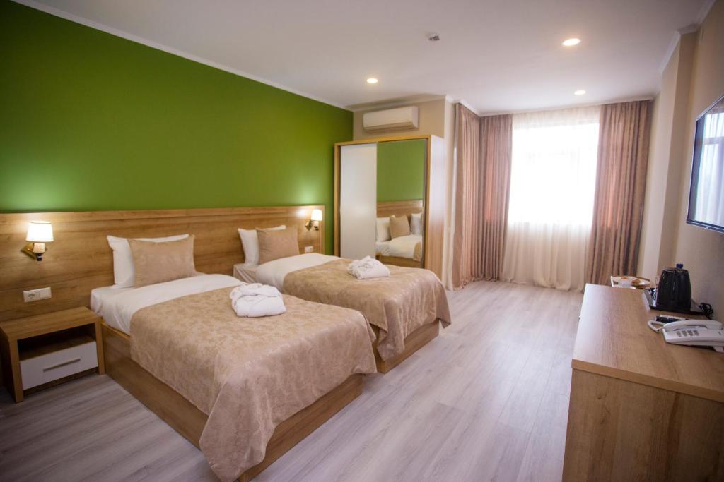 Aqua Batumi Hotel & Apartments 4*