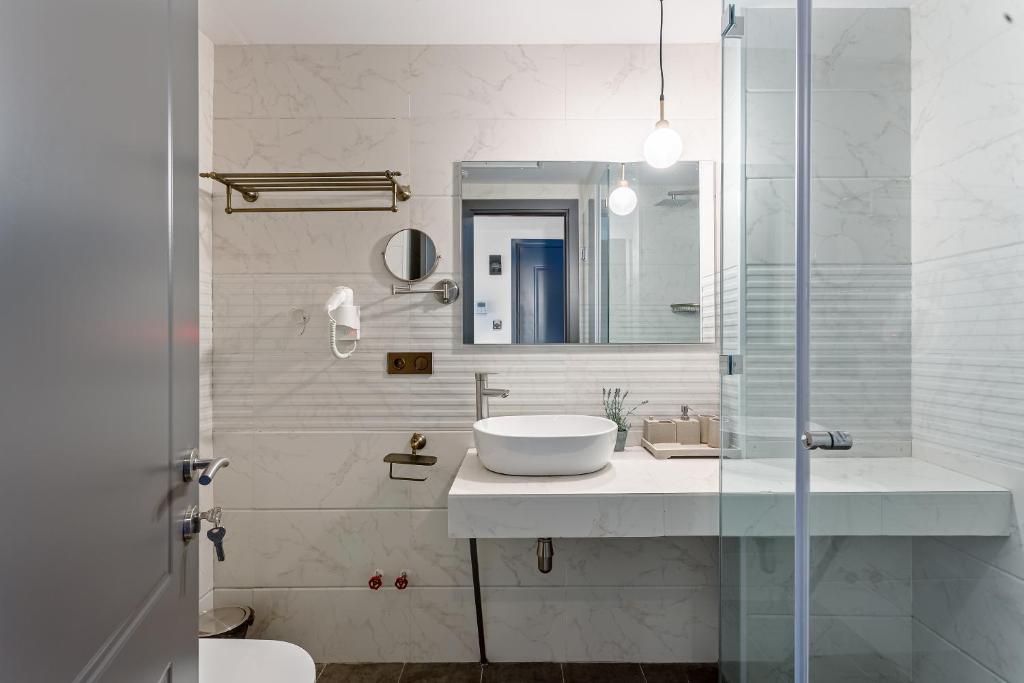 Ramada by Wyndham Tbilisi Old City 4*, фото 11