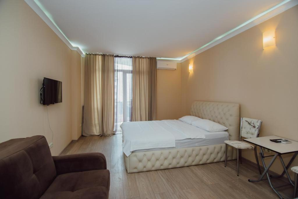 Hotel 19 Batumi 3*, фото 9