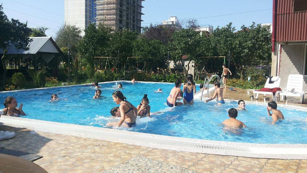 Квариати Гранд