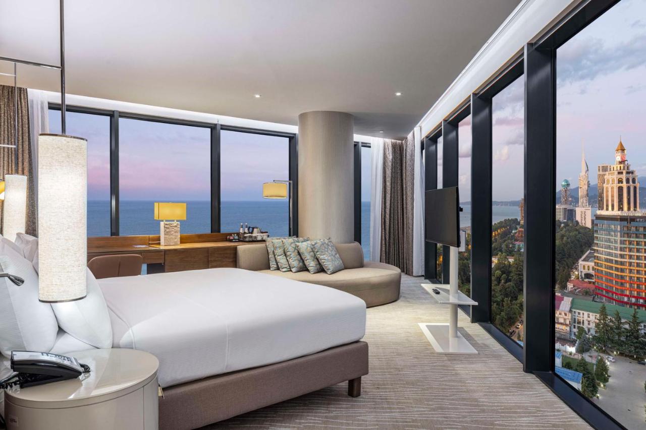 Hilton Batumi 5*