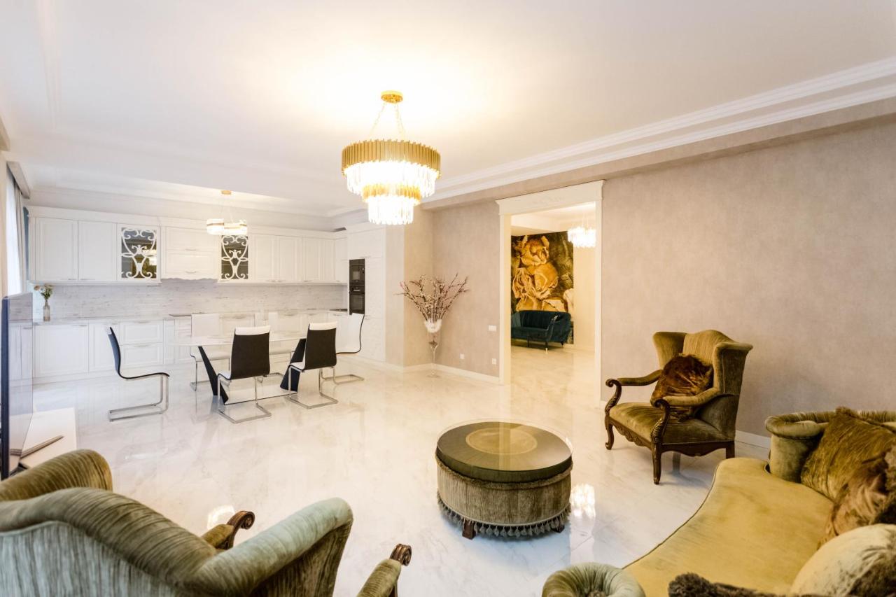 Heritage Hotel and Suites 4*