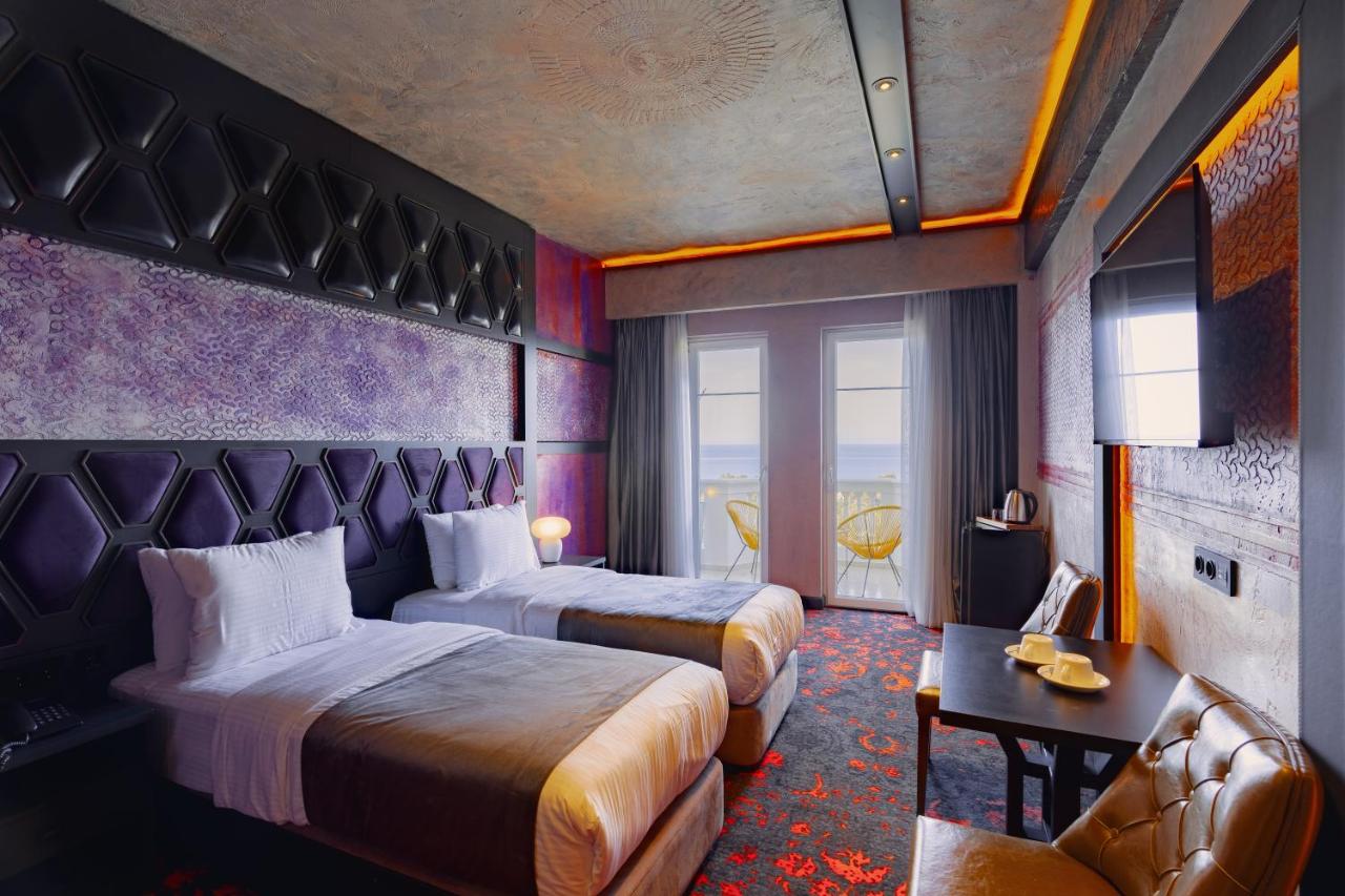 Tapis Rouge Boutique Hotel 5*