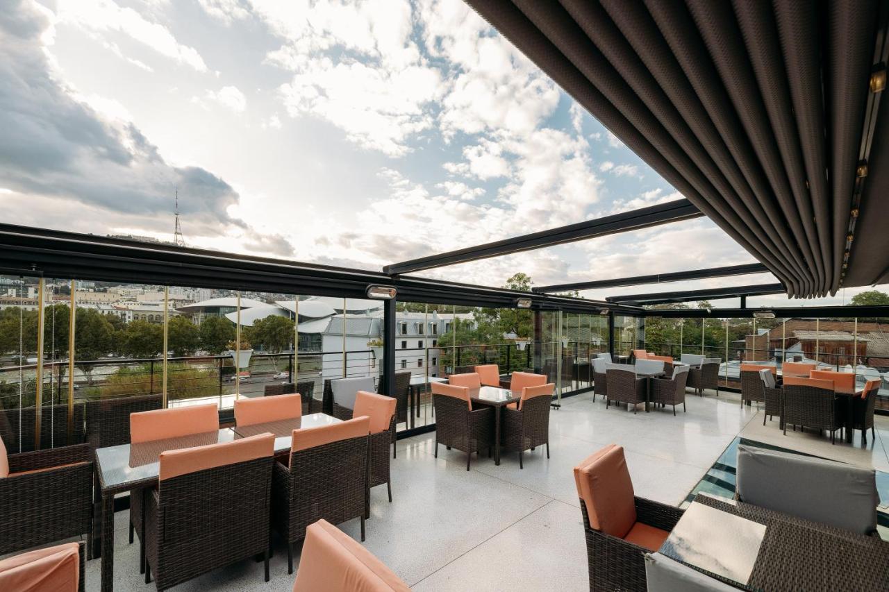 Atrium Boutique Hotel 3*