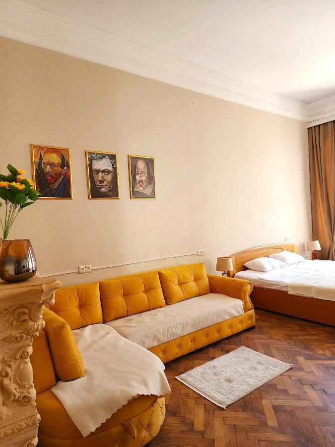 Gallery Inn 4*
