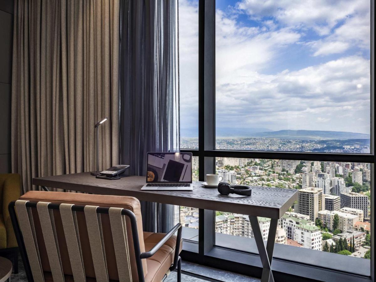PULLMAN TBILISI AXIS TOWERS 5*, фото 7