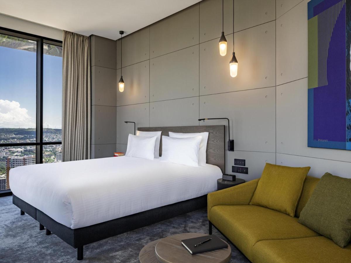 PULLMAN TBILISI AXIS TOWERS 5*, фото 15