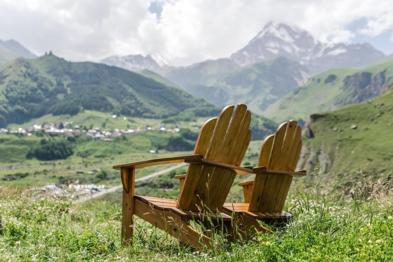 Hilltop Kazbegi, фото 8
