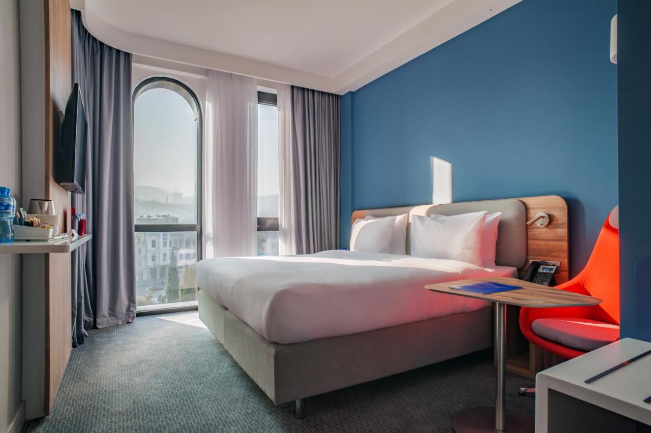 Holiday Inn Express Tbilisi Avlabari by IHG 4*