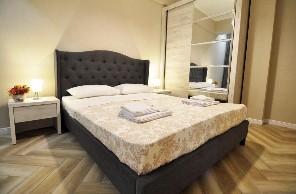 Hotel 5* Local Tbilisi (Glarros Old Town, Iota Hotel) 5*