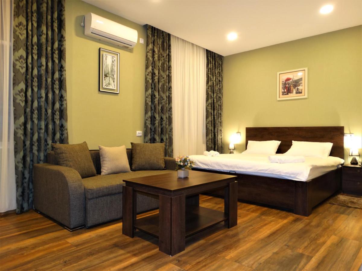 Hotel Boutique IVERIA 3*