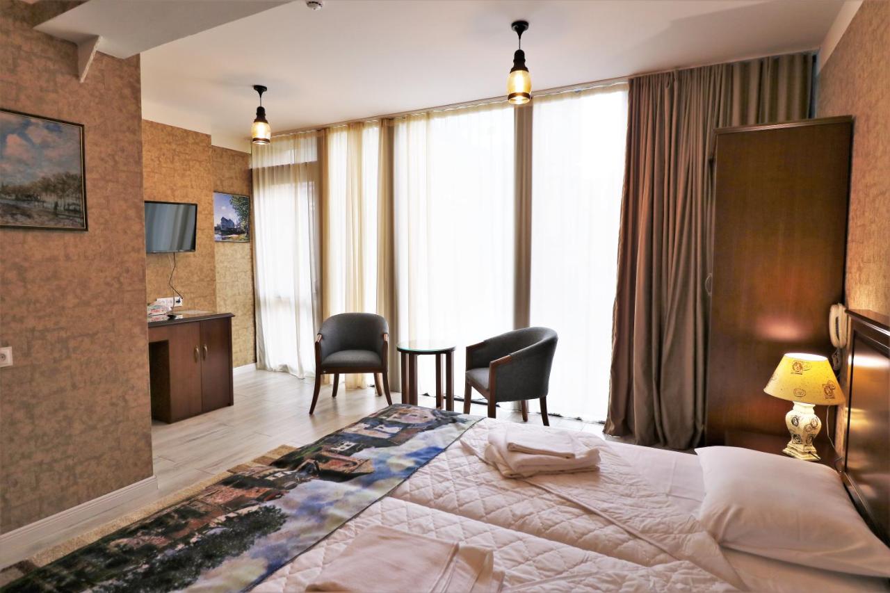 Hotel Liberty Theatre 3*