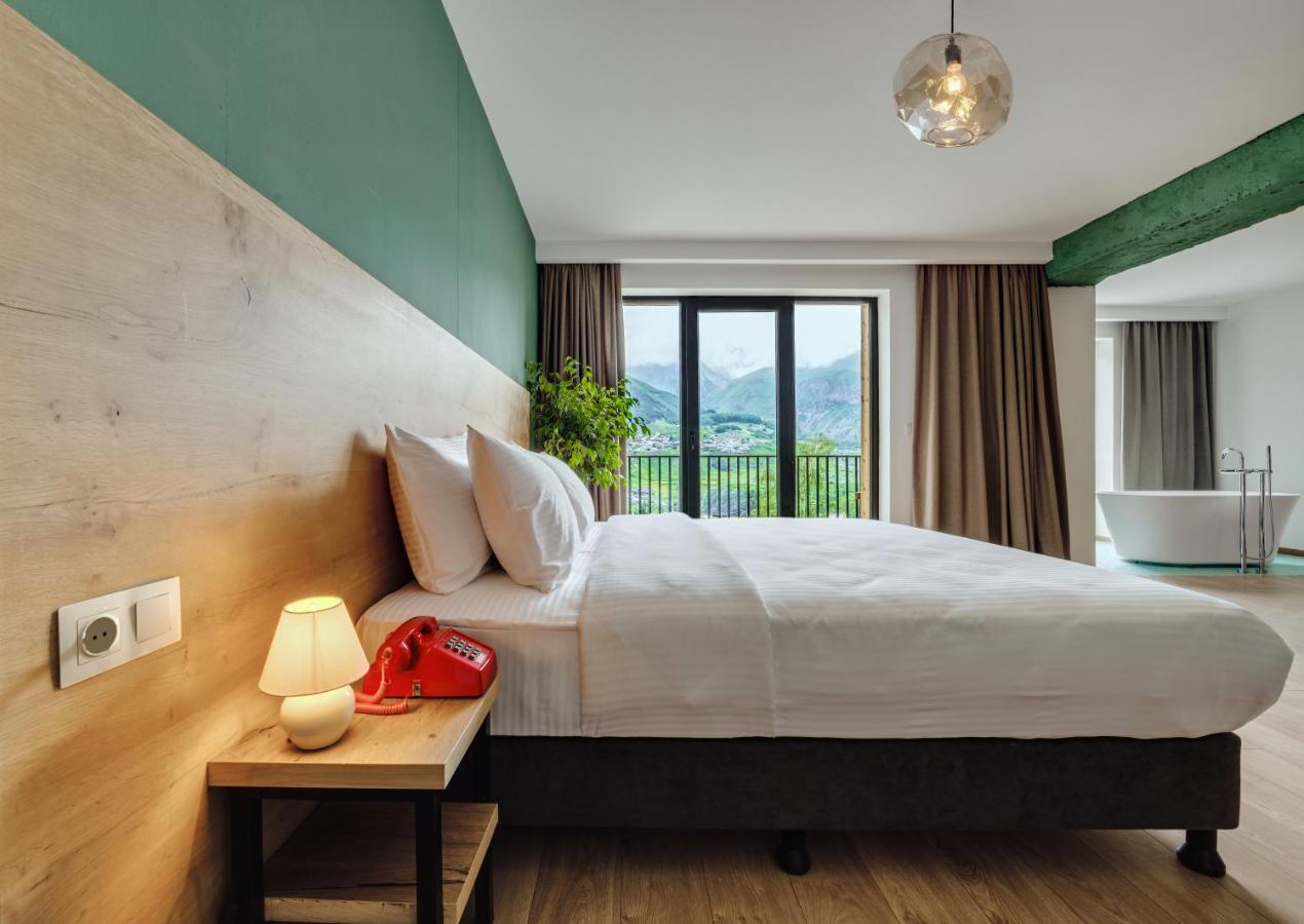 Intourist Kazbegi 5*, фото 2