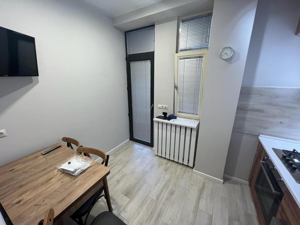 New Wave Apartments