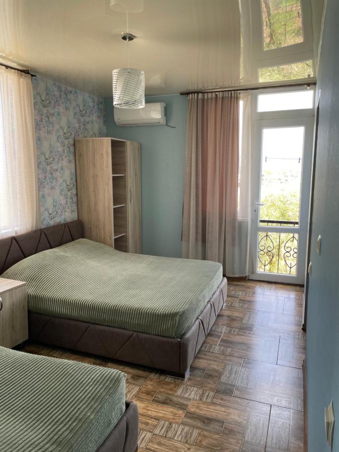 Savane Hotel Kobuleti 3*