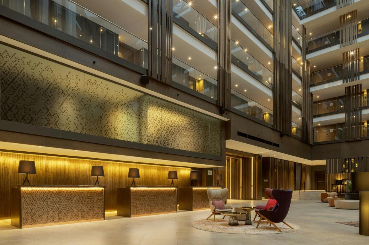 Sheraton Grand Tbilisi Metechi Palace 5*, фото 16