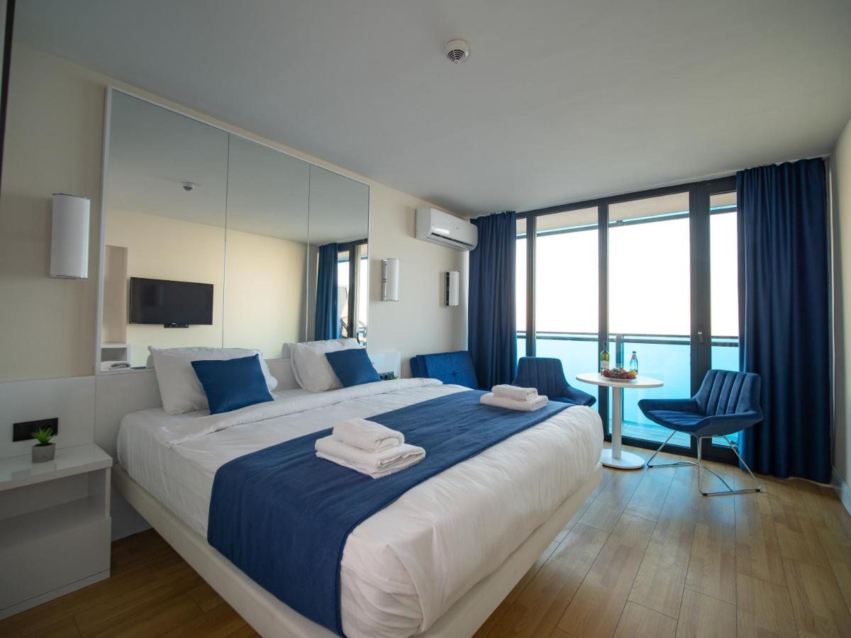 Habiby Orbi City Batumi 3*