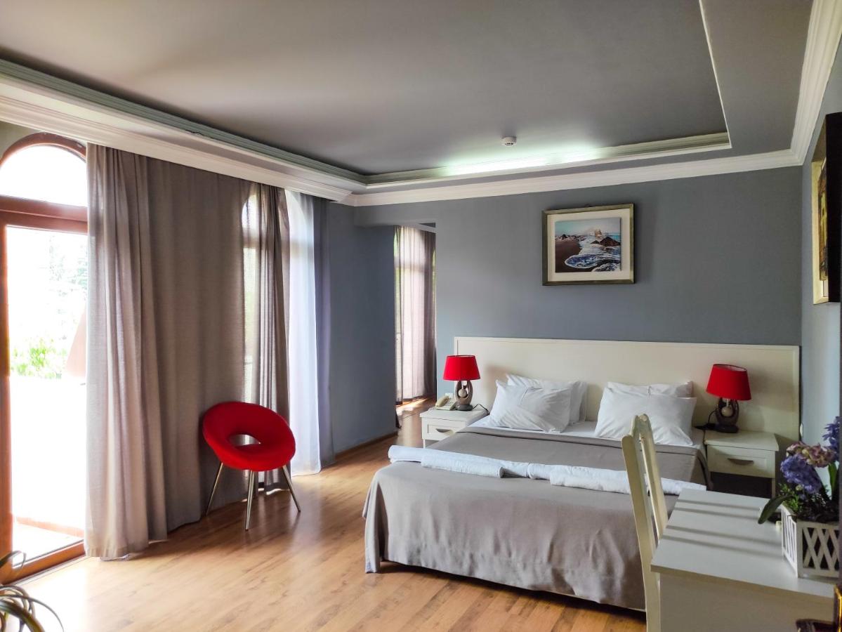 JRW Welmond Hotel & Casino Batumi 5*