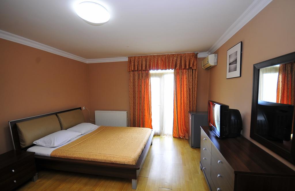 Prestige Batumi 3*