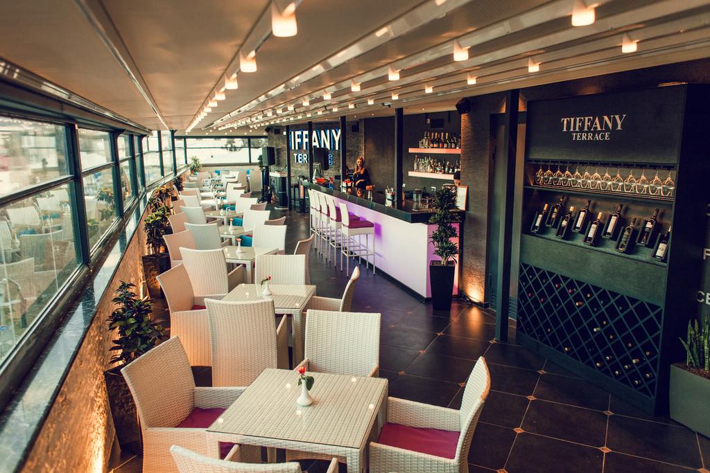 River Side Hotel 4*
